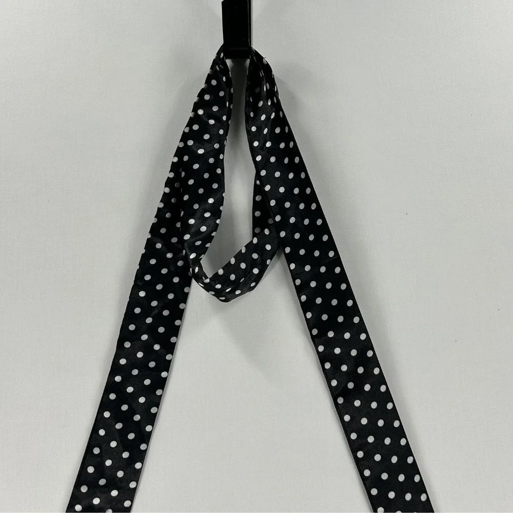 Izzy & Liv Vintage 2000s/ Y2K Woman's Long Scarf Black And White Polka Dot